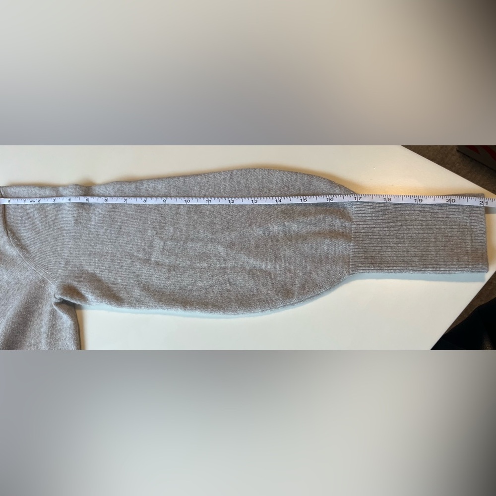 Everlane Gray Button-Up Sweater - image 6